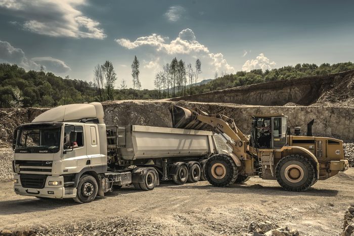 7 Types Of Semi-Trucks Explained